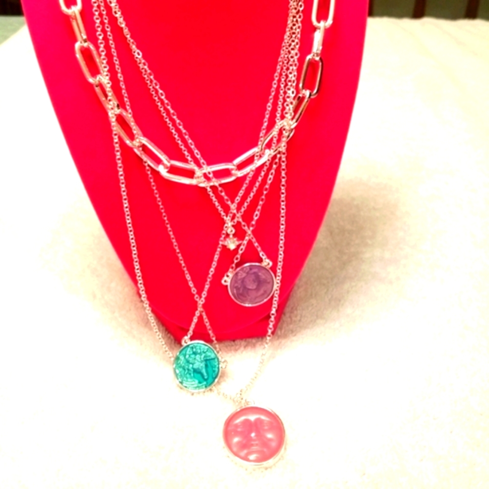5 Necklaces! Kirk's Folly Magical Memories Necklace 5/Set.